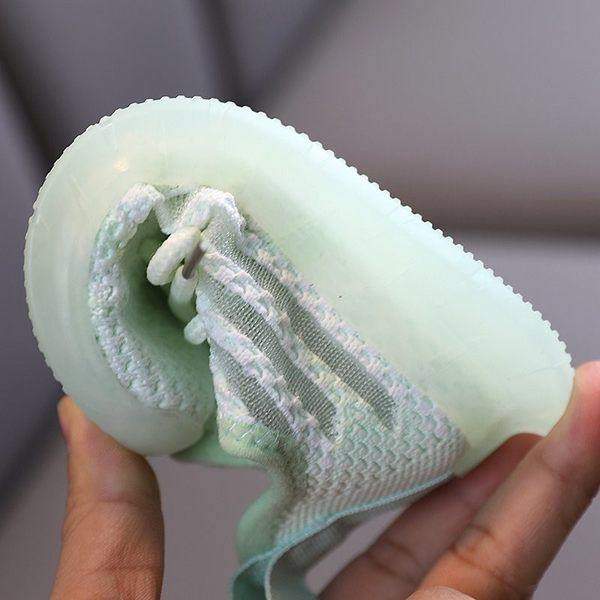 Hétköznapi légáteresztő, fűzős gyerekcipő - lányoknak