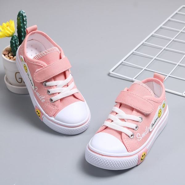 Gyermek vászon tornacipő applikációkkal