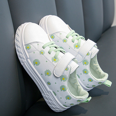 Öko bőrből készült gyerek tornacipő virágos motívumokkal