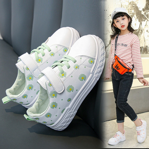 Öko bőrből készült gyerek tornacipő virágos motívumokkal