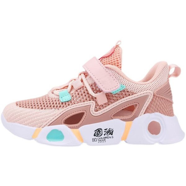 Légáteresztő gyermek tornacipő új modellje durva talppal