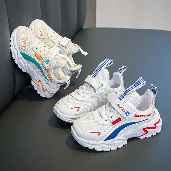 Tavaszi-őszi cipők új modellje lányoknak