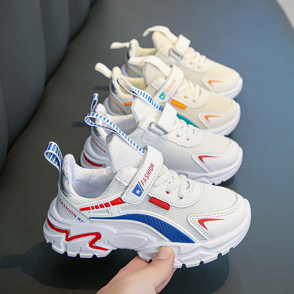 Tavaszi-őszi cipők új modellje lányoknak