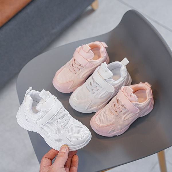 Gyerek tornacipő lányoknak fehér és rózsaszín hálóval