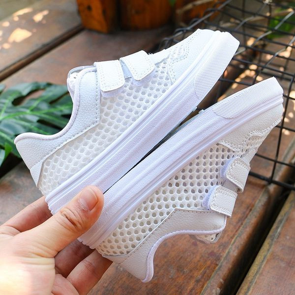 Új modell tépőzáras gyerekcipő lányoknak