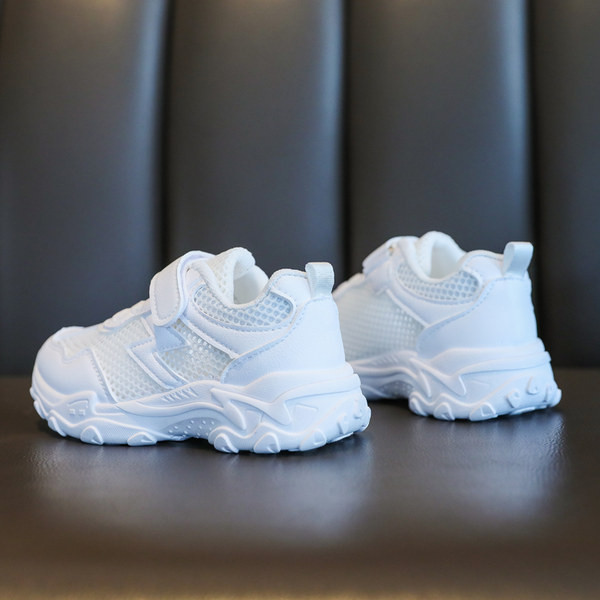 Eko bőrből és hálós anyagból készült alkalmi cipők