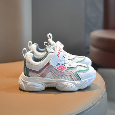 Gyermek tornacipő lányoknak matricával