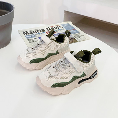 Gyerek necces tornacipő matricával és nyakkendővel lányoknak és fiúknak