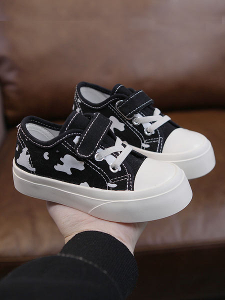 Gyermek tornacipő matricákkal fiúknak és lányoknak