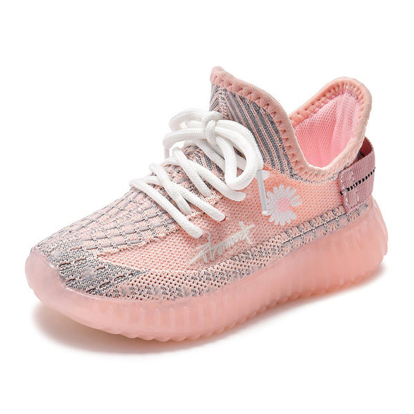 Hímzéssel ellátott, alkalmi gyerekcipő lányoknak