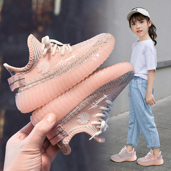 Hímzéssel ellátott, alkalmi gyerekcipő lányoknak