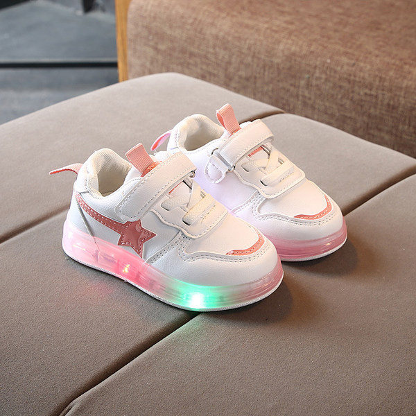 Νέο μοντέλο παιδικά αθλητικά  παπούτσια με φωτεινά πέλματα κατάλληλα για κορίτσια ή αγόρια