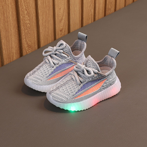 Παιδικά αθλητικά αθλητικά παπούτσια με φωτεινή σόλα και κορδόνια