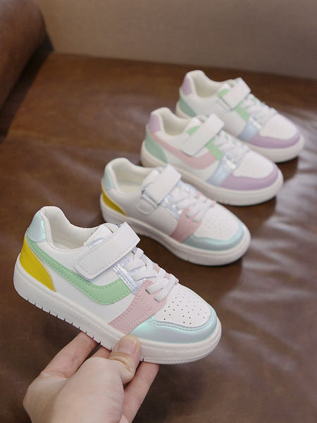 Νέο μοντέλο παιδικά αθλητικά παπούτσια με επίπεδη σόλα και velcro