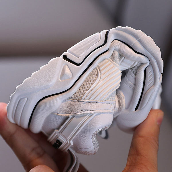 Alkalmi gyerek tornacipő több színben - alkalmas lányoknak vagy fiúknak