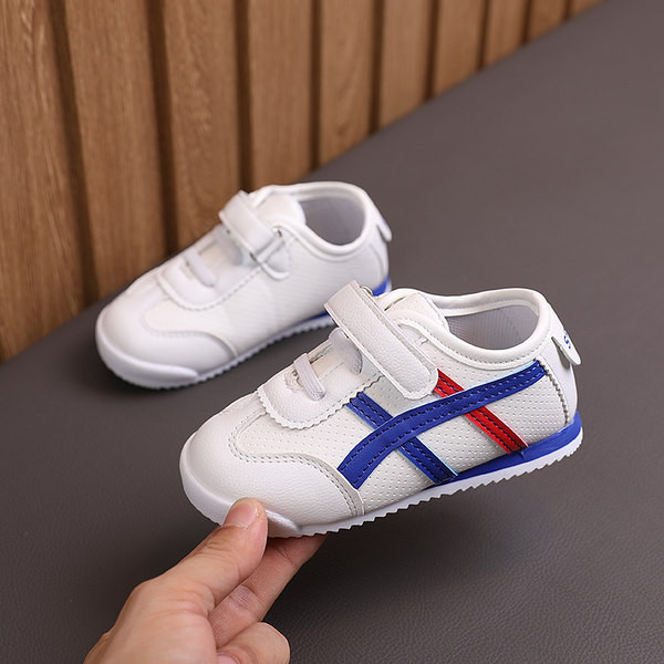 Casual παιδικά αθλητικά παπούτσια από faux δέρμα με κούμπωμα velcro
