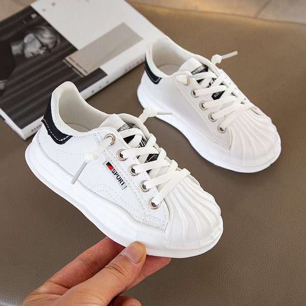 Gyermek tornacipő négy színben fiúknak