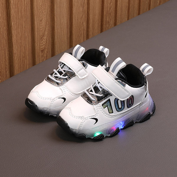 Νέο μοντέλο παιδικά αθλητικά παπούτσια  με τραχιά φωτεινή σόλα για αγόρια