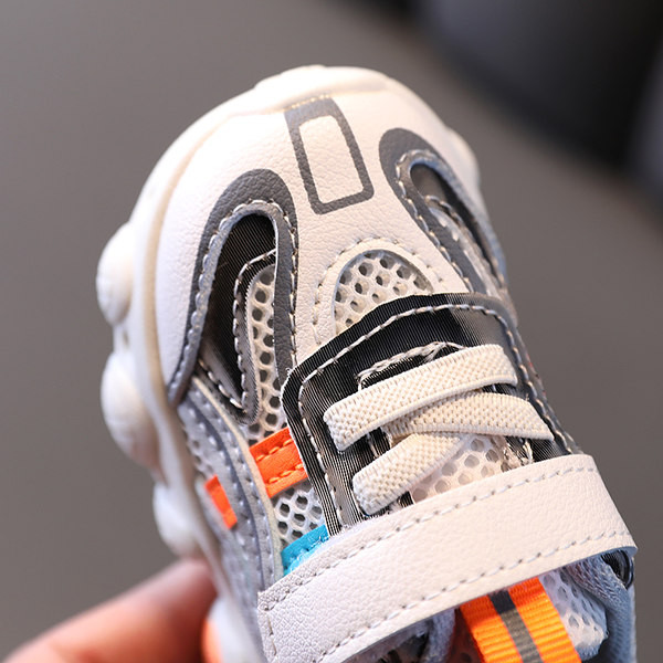 Παιδικά αθλητικά παπούτσια που αναπνέουν από πλέγμα