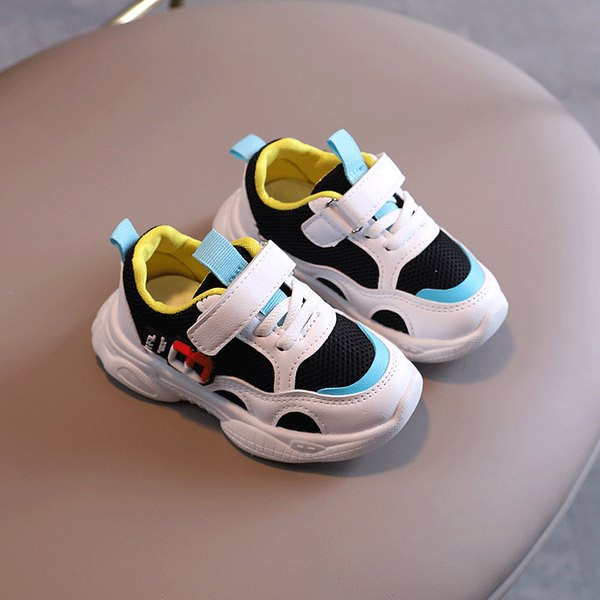 Παιδικά αθλητικά παπούτσια που αναπνέουν με λουράκια βελκρό