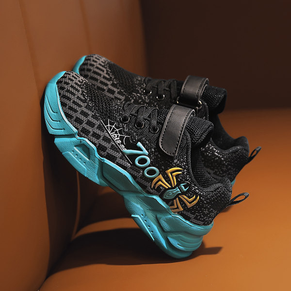 Παιδικά αθλητικά παπούτσια με κούμπωμα velcro κατάλληλα για αγόρια