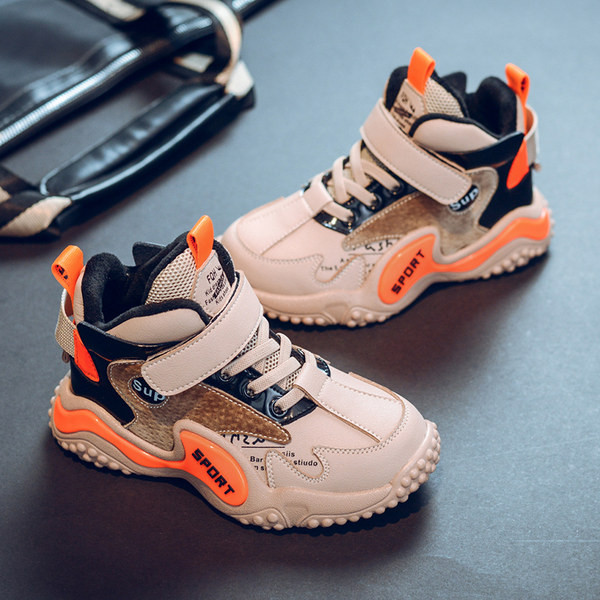 Παιδικά αθλητικά παπούτσια με τραχιά σόλα