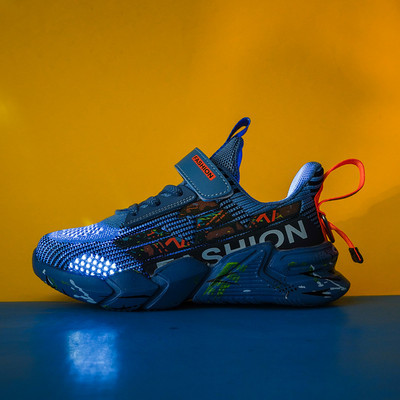 Moodsad leepra tallaga tossud poistele