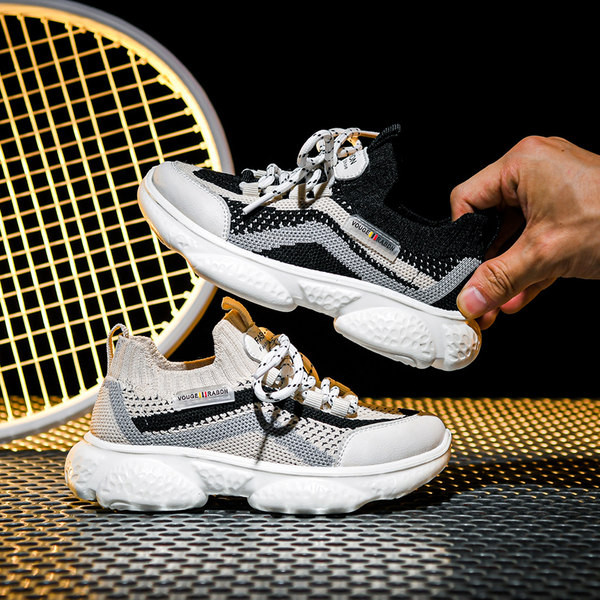 Uus ökonahast ja võrkkangast tossude mudel poistele