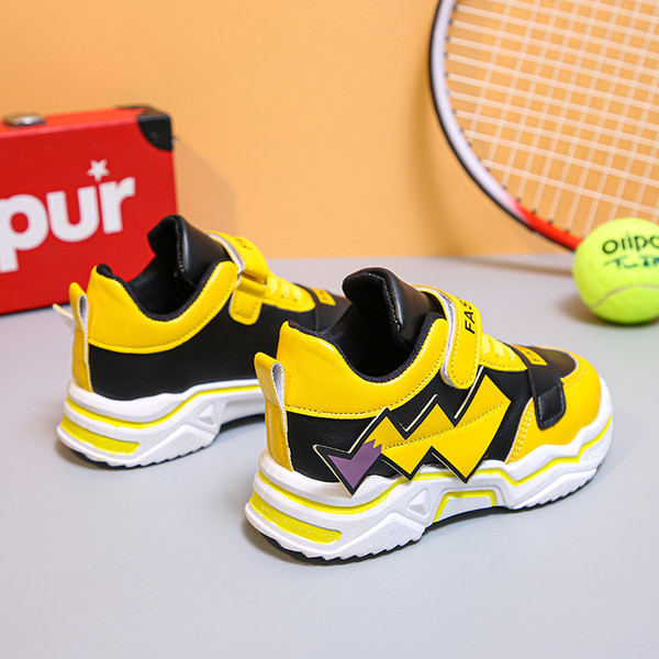 Öko bőrből készült gyerekcipő tépőzárral