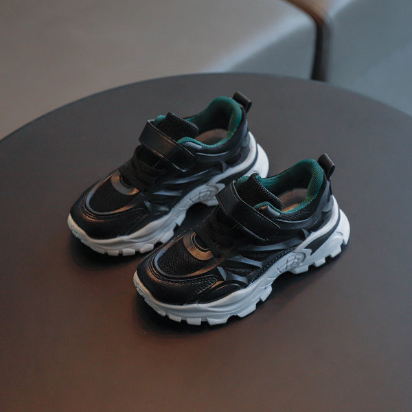 Három színben fűzős gyerek tornacipő