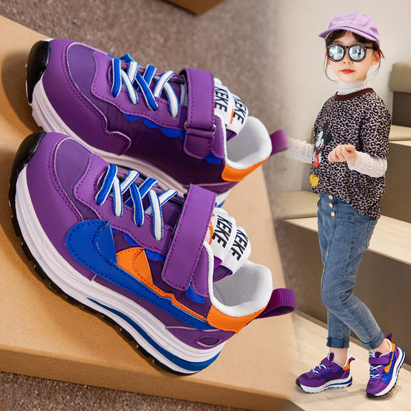 Gyermek tornacipő tépőzárral és fűzővel