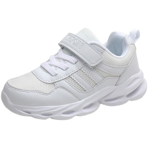 Alkalmi, légáteresztő gyerek tornacipő durva talppal fiúknak