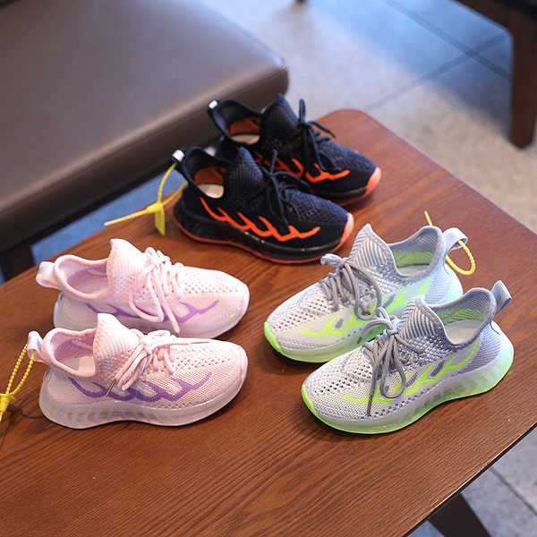 Sport vászon tornacipő fűzős