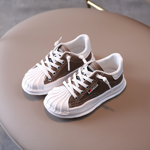 Fűzős, lapos talpú gyerekcipő négy színben