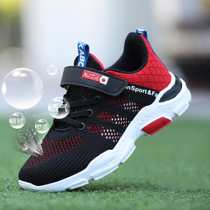 Νέο μοντέλο παιδικά αθλητικά παπούτσια  από ύφασμα που αναπνέει για αγόρια