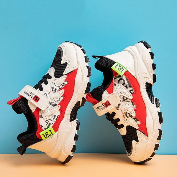 Παιδικά αθλητικά παπούτσια με λουράκια βελκρό και κορδόνια