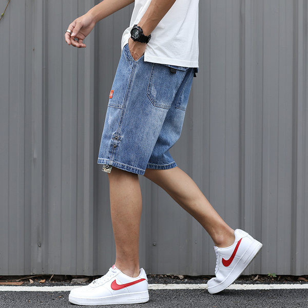 Τζιν σορτς με μεγάλες τσέπες