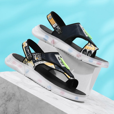 Ανδρικά σανδάλια ανάμεσα στα δάχτυλα