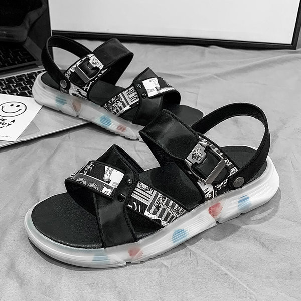 Férfi szandál csattal és lapos talppal