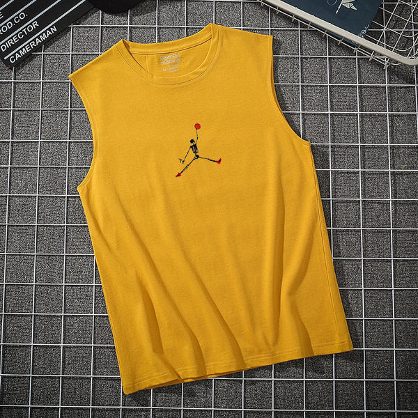 Alkalmi férfi felső rátéttel és ovális nyakkivágással