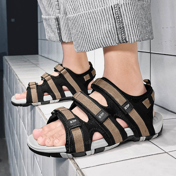 Férfi szandál tépőzáras rögzítéssel