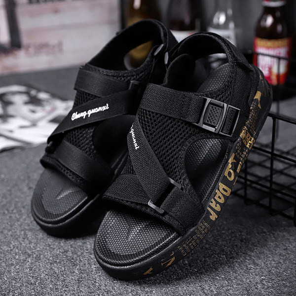 Ανδρικά αναπνεύσιμα σανδάλια με αγκράφα