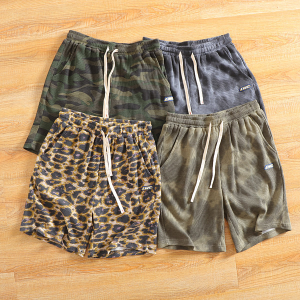 Καλοκαιρινό ανδρικό σορτς με ελαστικό