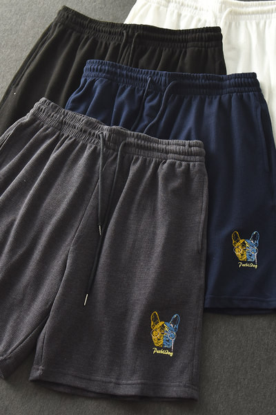 Ανδρικό σορτσάκι με ελαστική μέση και κέντημα