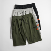 Ανδρικό καλοκαιρινό παντελόνι με μήκος 3/4 και τσέπες