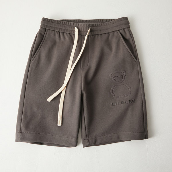 Μονόχρωμο ανδρικό σορτσάκι με λάστιχο και τσέπες