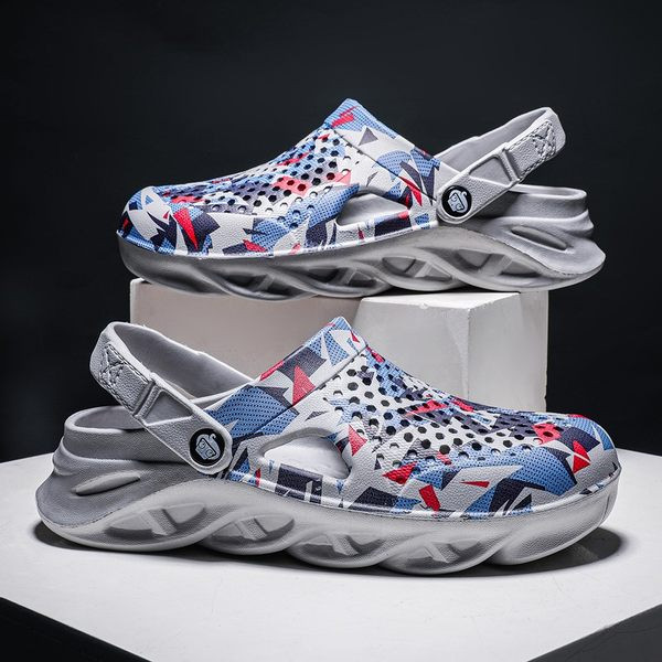 Ανδρικά χρωματιστά σανδάλια σε τρία χρώματα