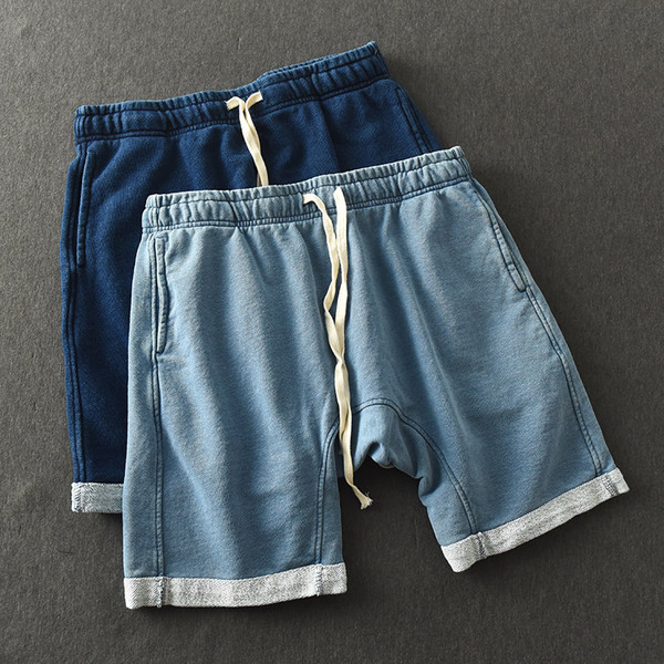 Lipsudega lühikesed püksid kahes värvitoonis