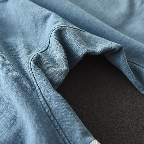 Lipsudega lühikesed püksid kahes värvitoonis