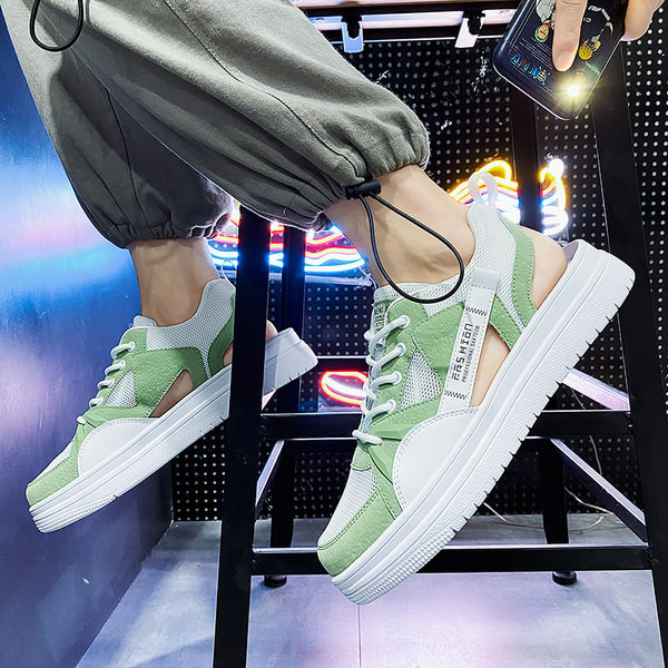 Uus mudel paelte ja lameda tallaga meeste sandaalid